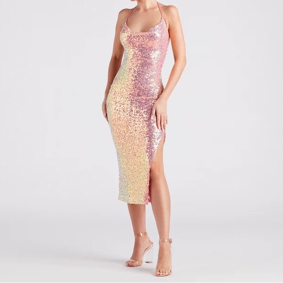 Dresses & Skirts - Gorgeous Sequins Dress